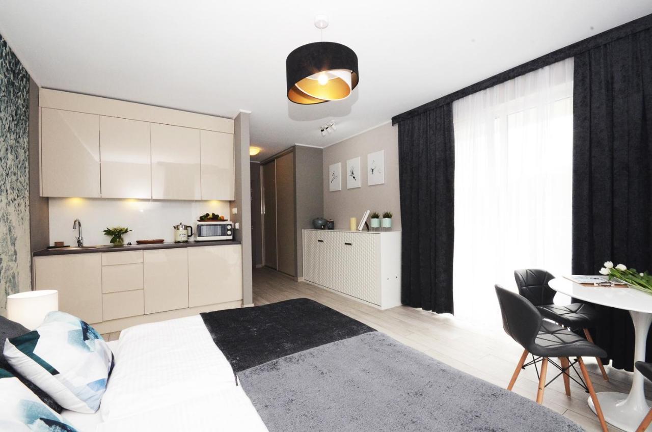 Apartamenty Biala Sowa Czarna Gora Siena Buitenkant foto