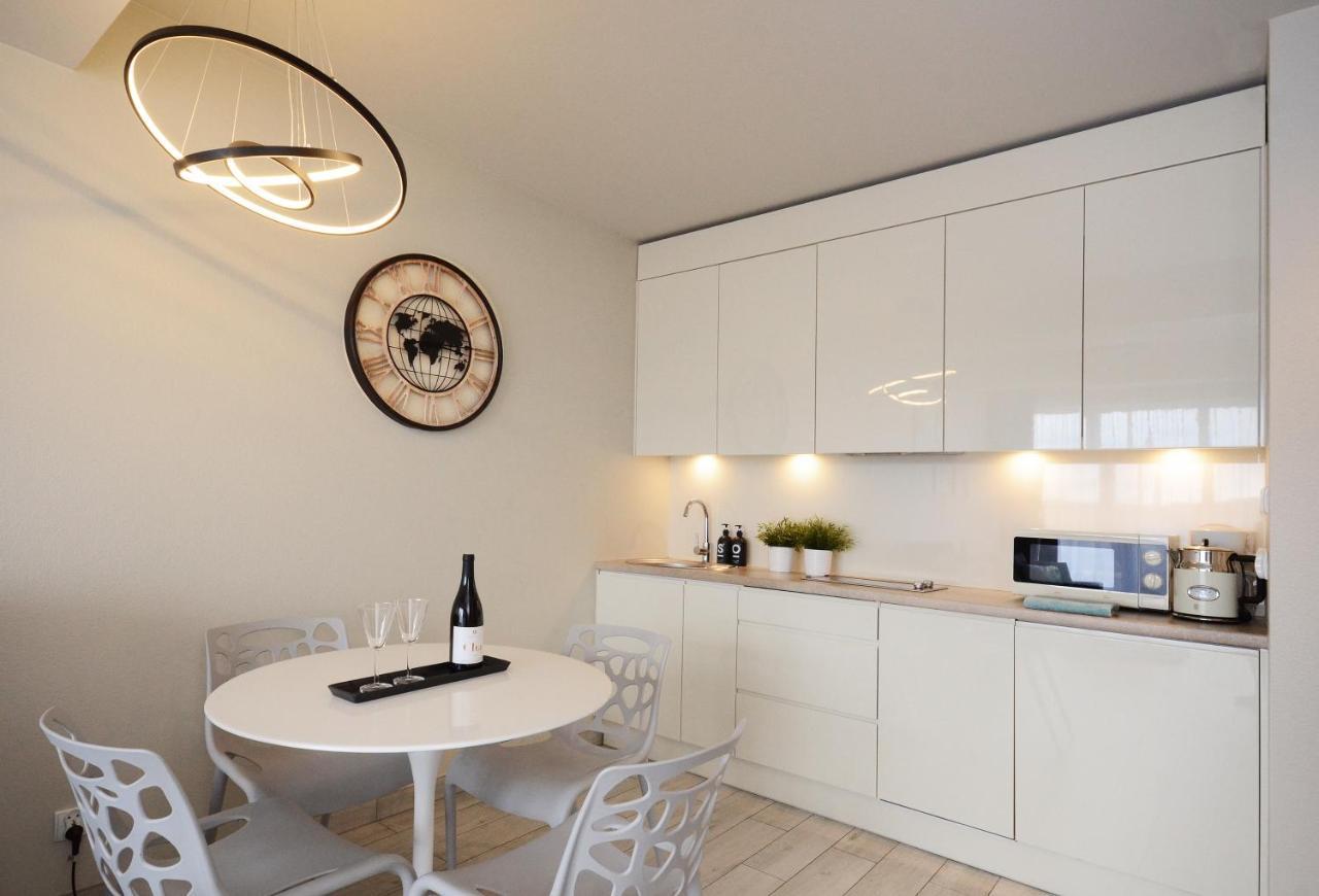 Apartamenty Biala Sowa Czarna Gora Siena Buitenkant foto