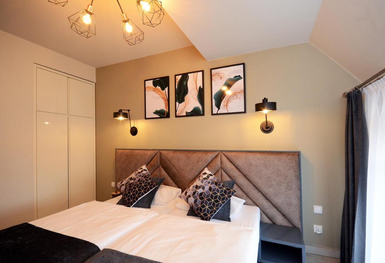 Apartamenty Biala Sowa Czarna Gora Siena Buitenkant foto